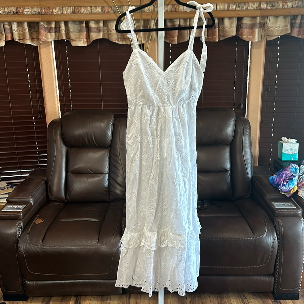 Taylor White Maxi Dress - NWT